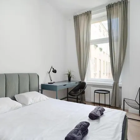 Апартаменты Close-urban Chic - Center - Huge And Comfortable -narutowicza